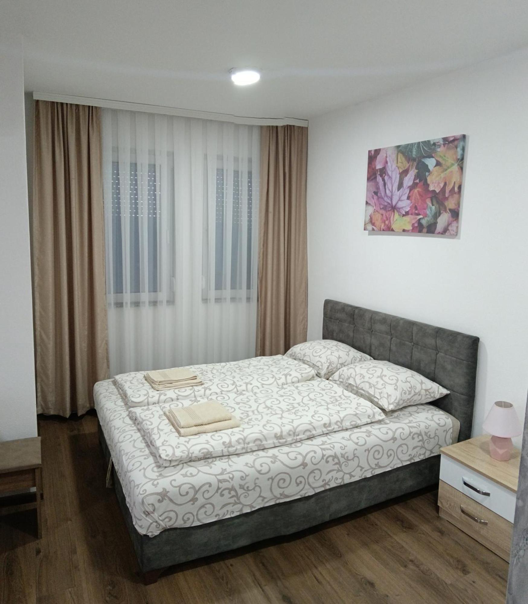 Apartmani Centar Sjenica Eksteriør billede